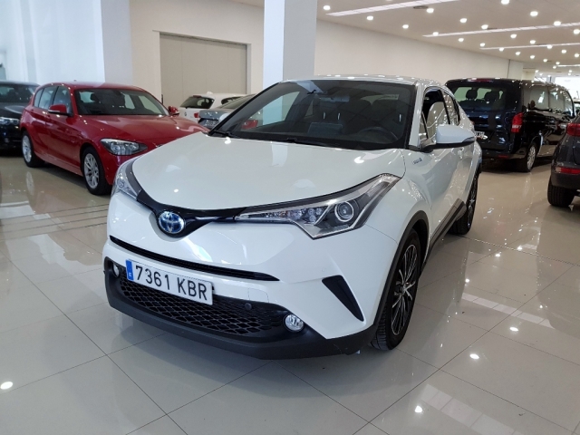 Toyota Chr 2017 C-HR 1.8 125H Advance 5p. - --€ (13.458KM | Híbrido | blanco | Automático)
