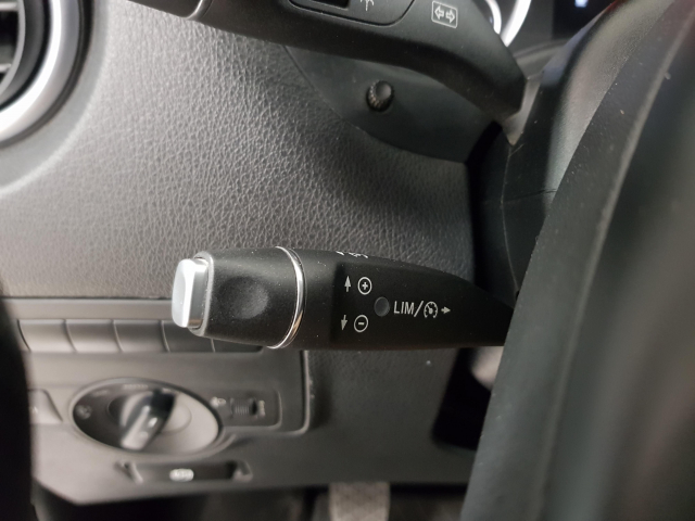 Mercedes Benz Vito