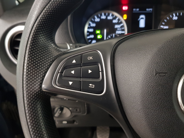 Mercedes Benz Vito