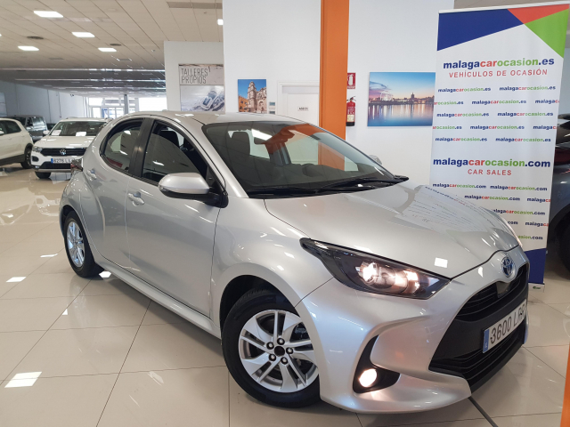 Used TOYOTA Yaris 120H BUSS PLUS in Malaga