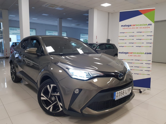 Used TOYOTA CHR C-HR 1.8 125H Advance  in Malaga